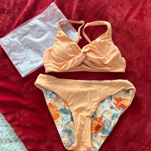 NEW Cupshe bikini - Picture 3 of 3